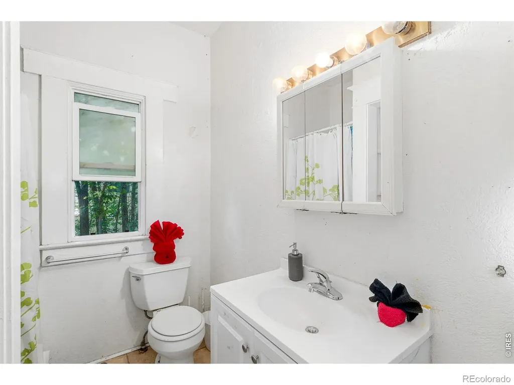 539 Chestnut Street Sterling CO 80751