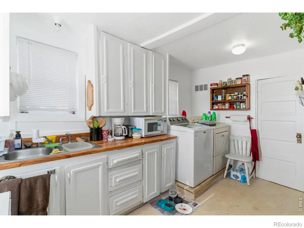 805 Cleveland Street Sterling CO 80751