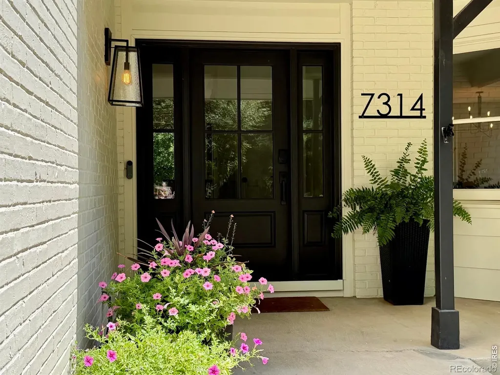 7314 Timothy Place Niwot CO 80503