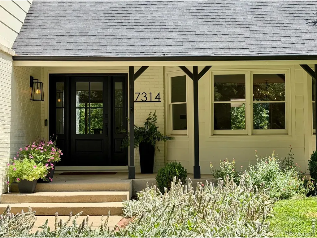 7314 Timothy Place Niwot CO 80503