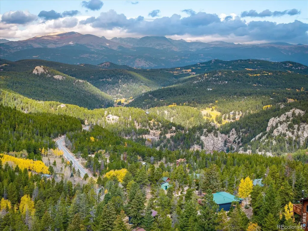 133 Black Bear Trail Golden CO 80403
