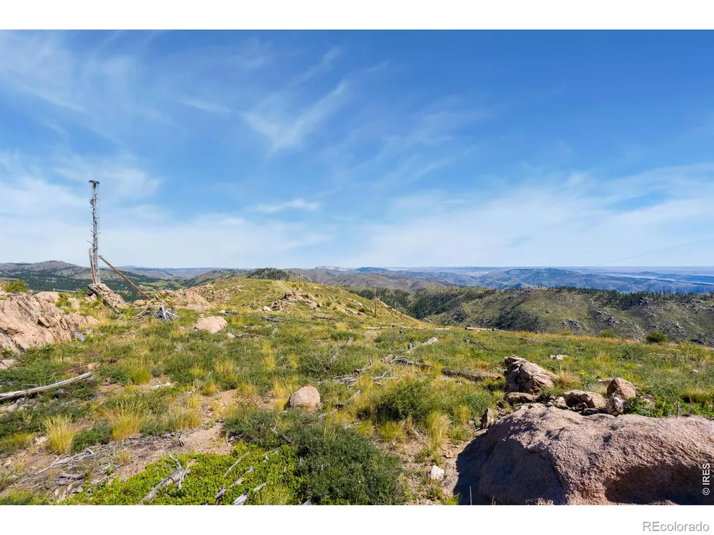 1325 Walking Wind Drive Bellvue CO 80512