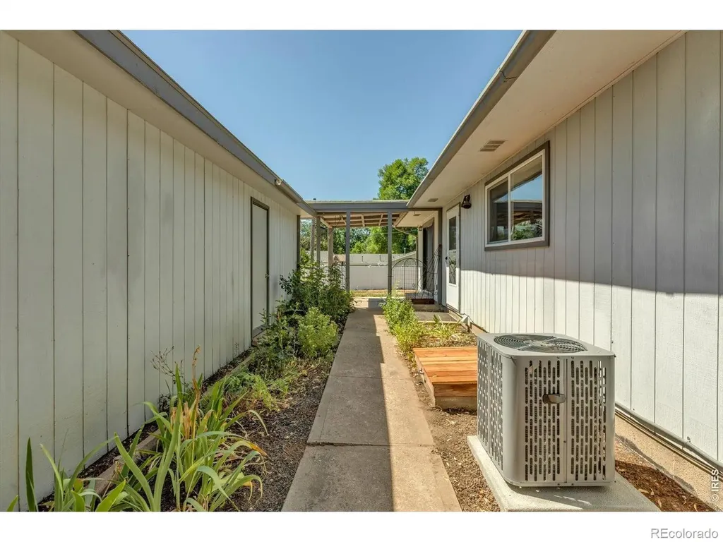 2413 W Elizabeth Street Fort Collins CO 80521