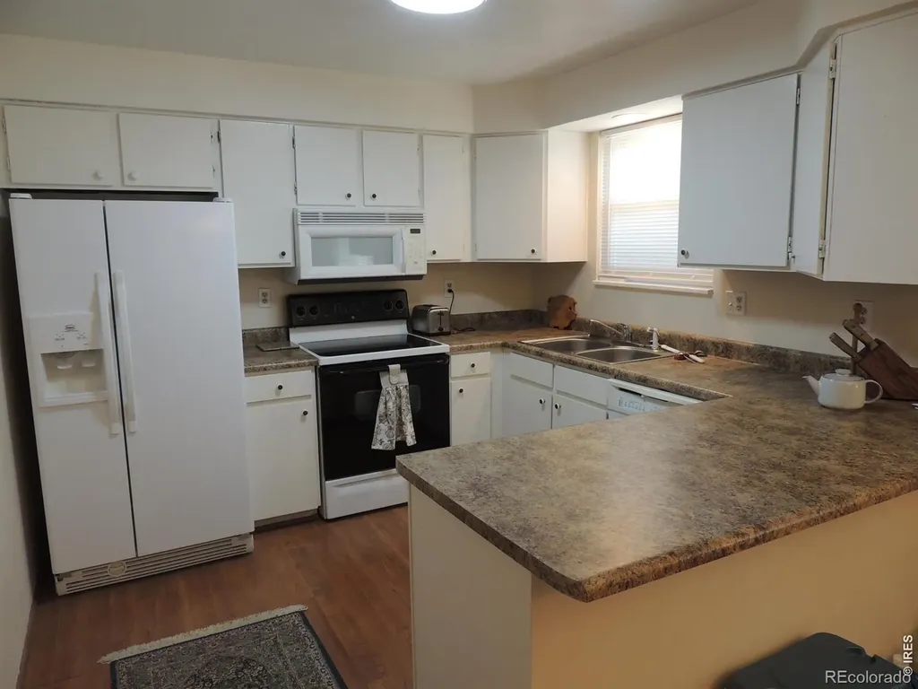 5240 S Pagosa Way Centennial CO 80015