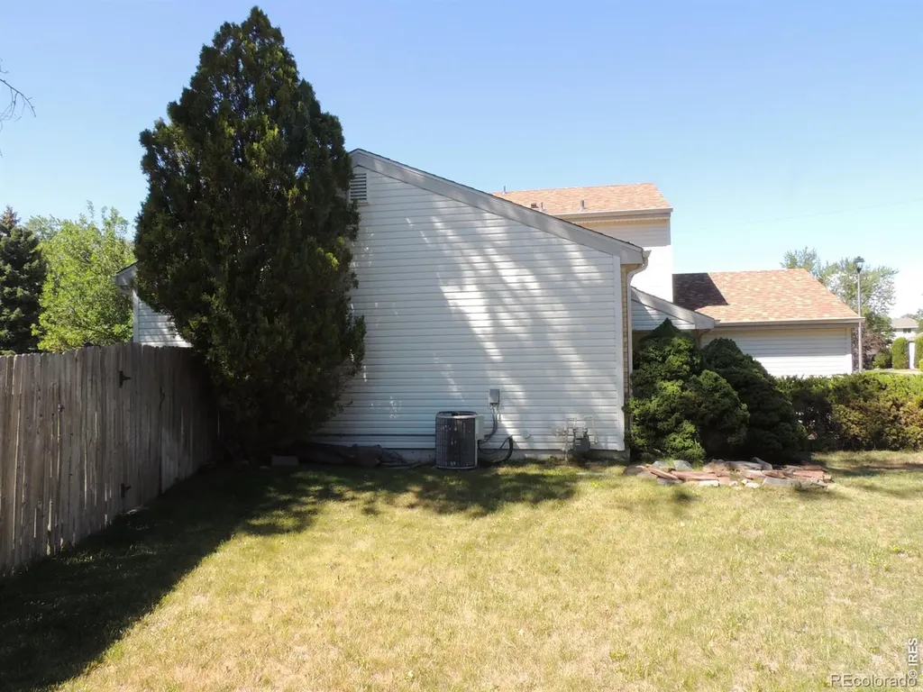 5240 S Pagosa Way Centennial CO 80015