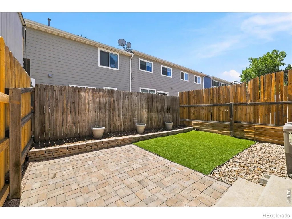 2282 E 111th Drive Northglenn CO 80233