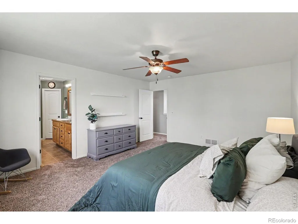 218 Sycamore Avenue Johnstown CO 80534