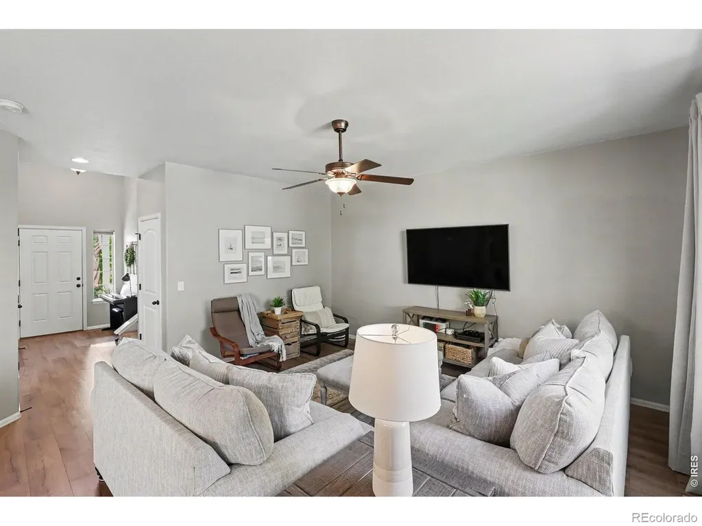 218 Sycamore Avenue Johnstown CO 80534
