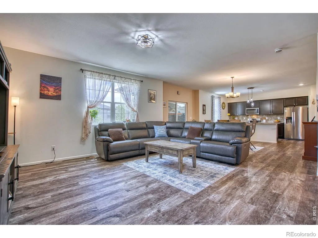 5340 Stagecoach Avenue Longmont CO 80504
