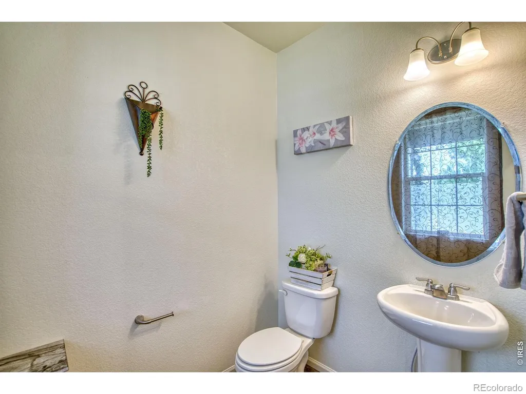 5340 Stagecoach Avenue Longmont CO 80504
