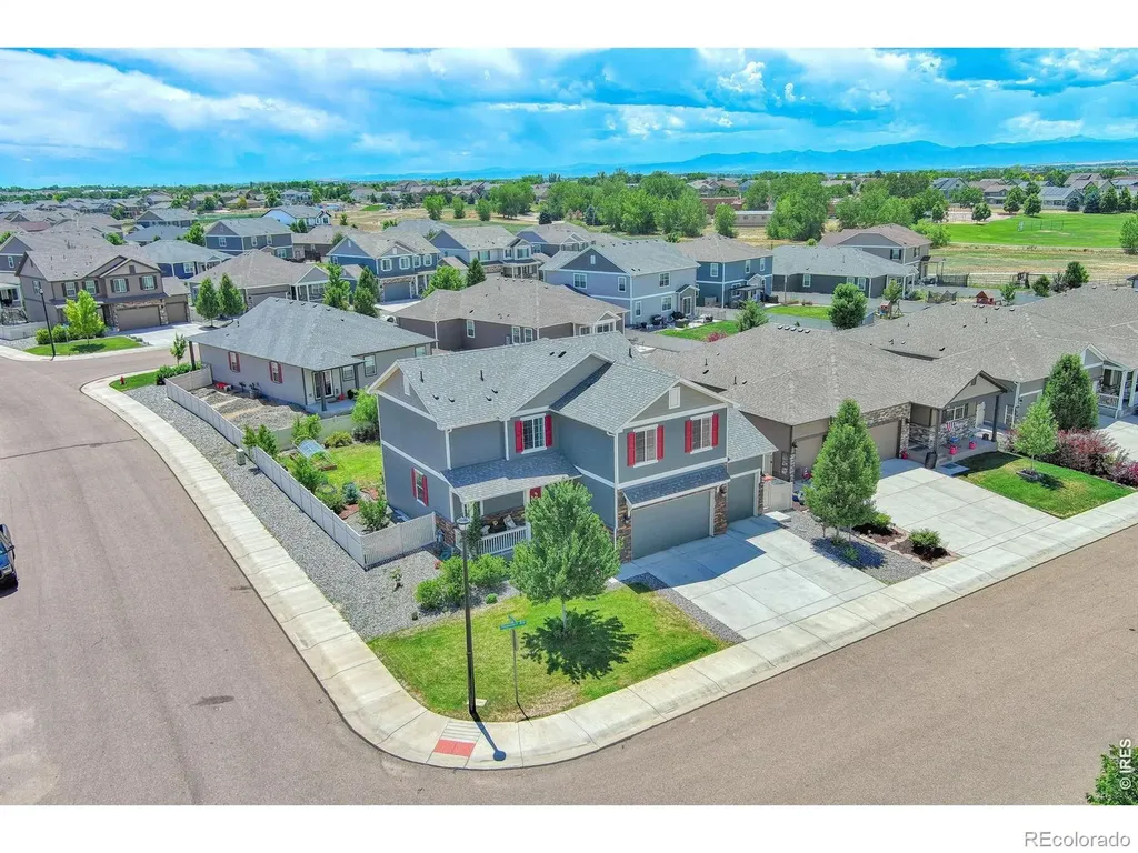 5340 Stagecoach Avenue Longmont CO 80504