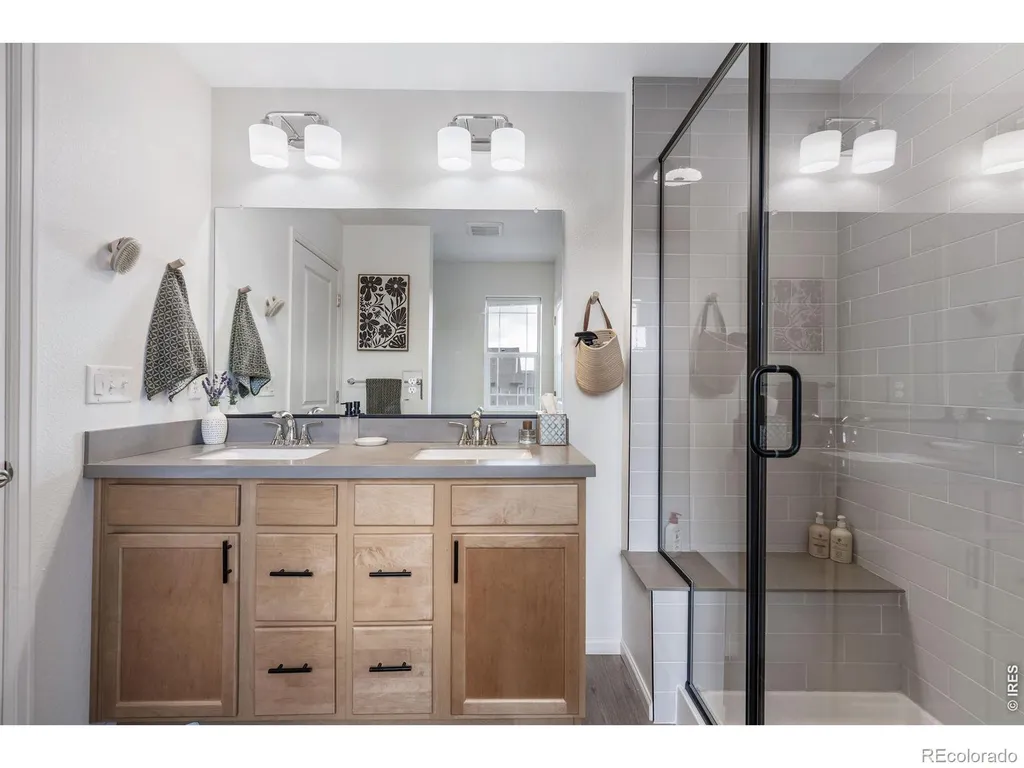 2501 Winding Drive Longmont CO 80504