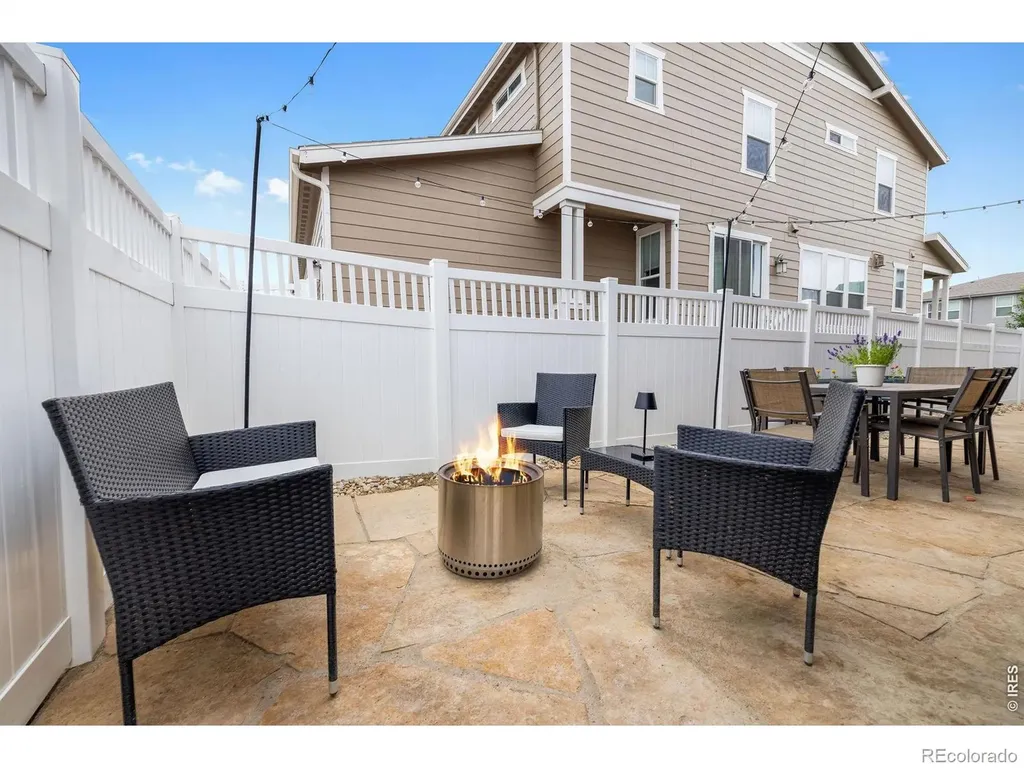2501 Winding Drive Longmont CO 80504