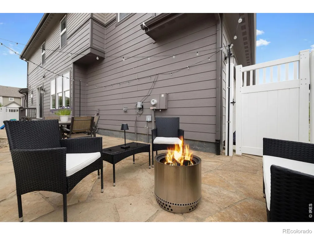 2501 Winding Drive Longmont CO 80504