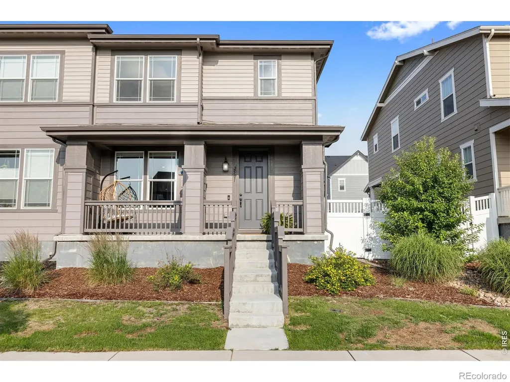 2501 Winding Drive Longmont CO 80504