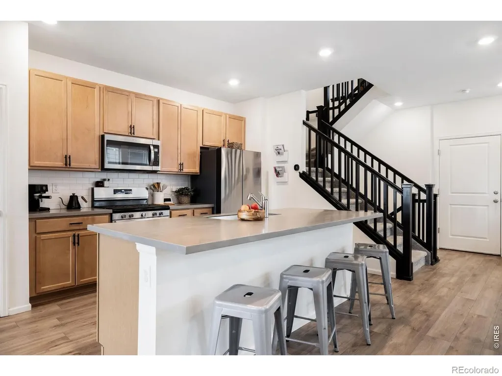 2501 Winding Drive Longmont CO 80504