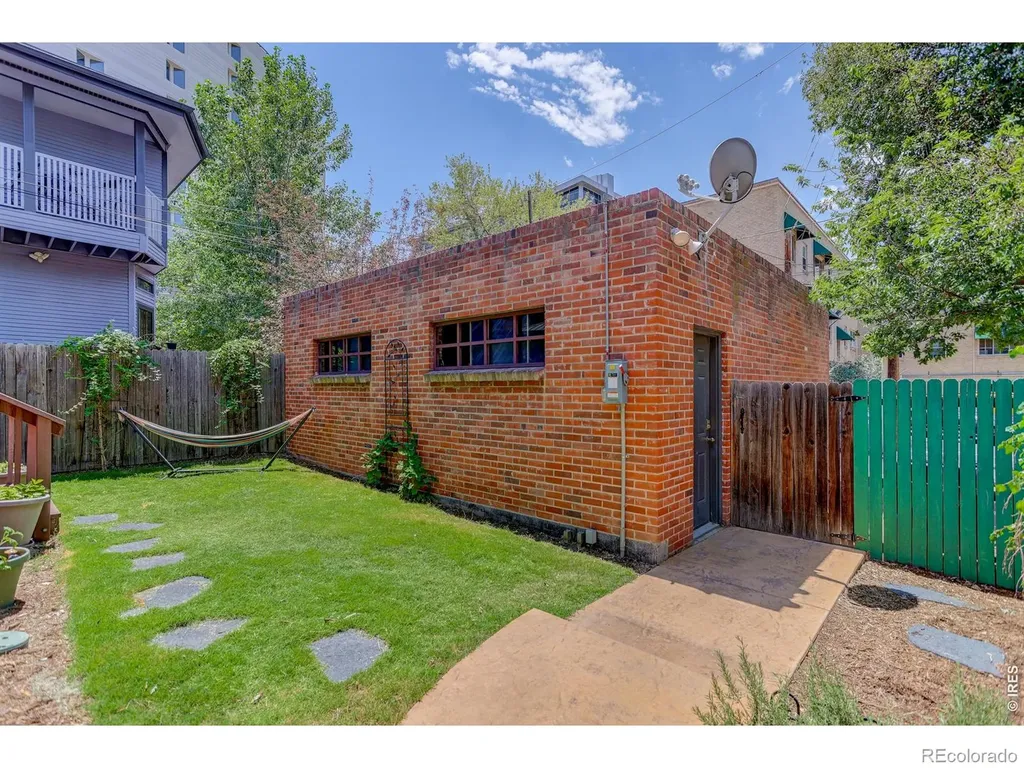 2109 N Gilpin Street Denver CO 80205