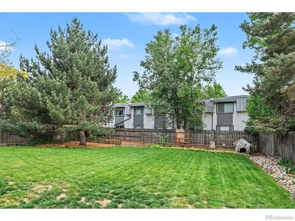 717 Shipman Mountain Court Windsor CO 80550