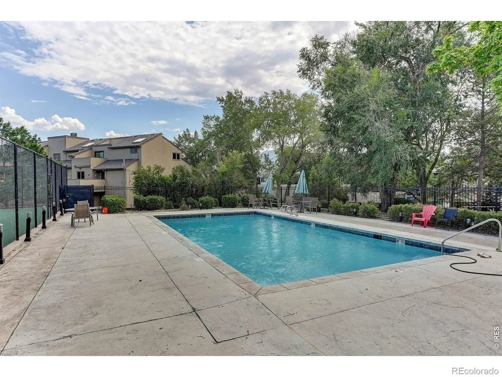 2938 Kalmia Avenue Boulder CO 80301