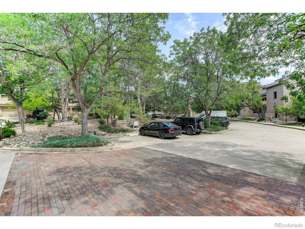 2938 Kalmia Avenue Boulder CO 80301