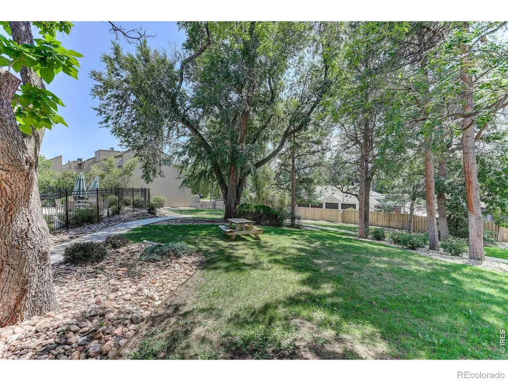 2938 Kalmia Avenue Boulder CO 80301