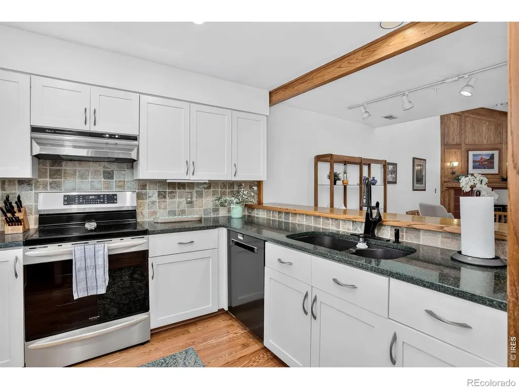 2938 Kalmia Avenue Boulder CO 80301