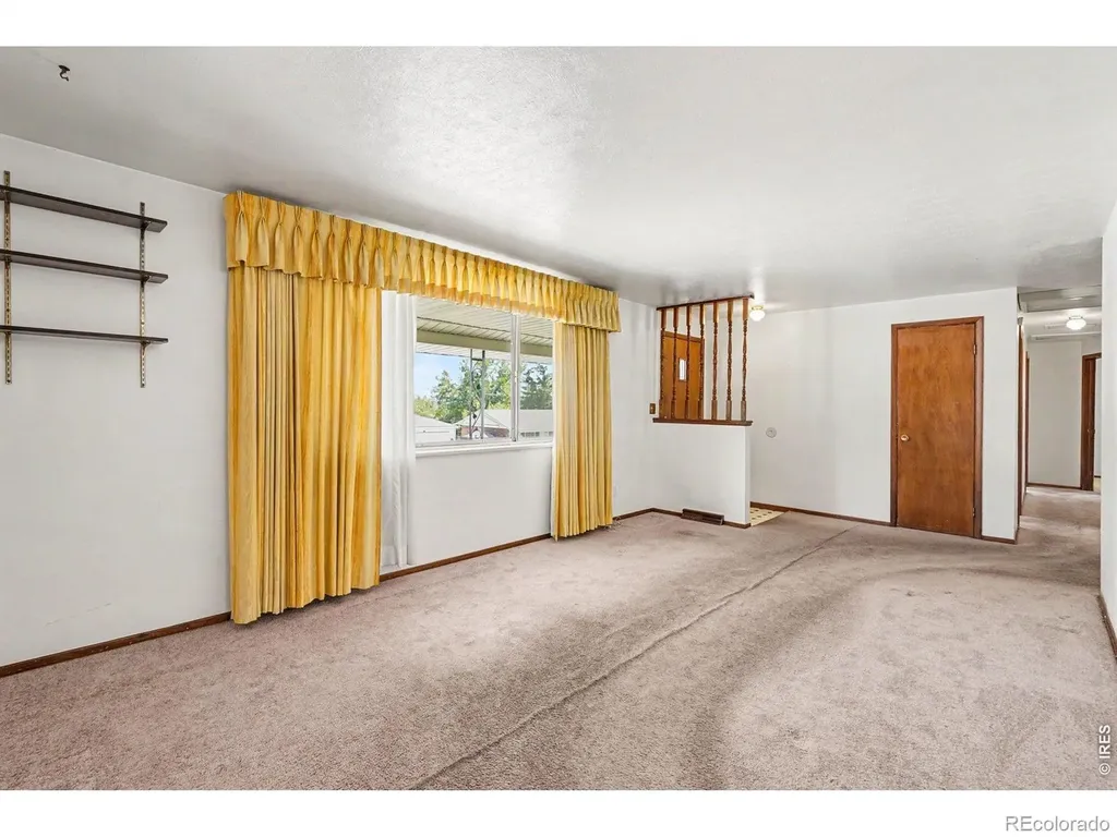 7927 Elmwood Lane Denver CO 80221