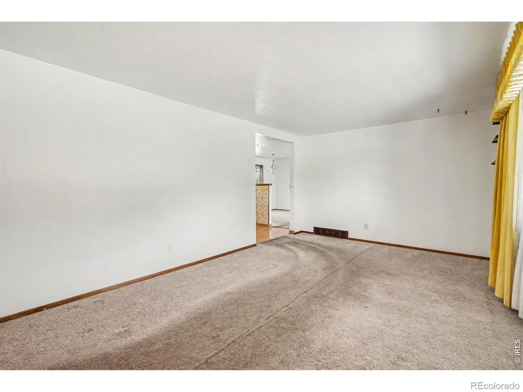 7927 Elmwood Lane Denver CO 80221