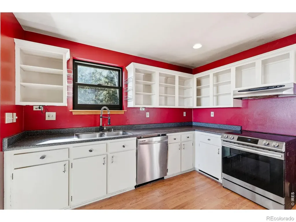 33090 Janelle Circle Golden CO 80403