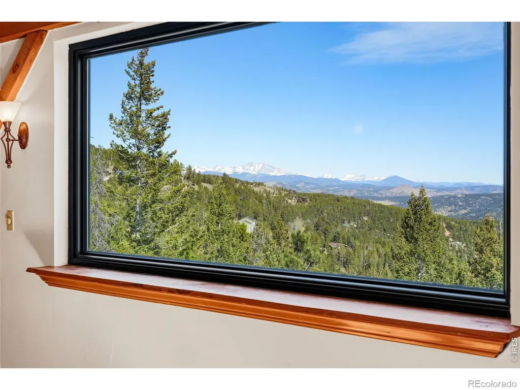 33090 Janelle Circle Golden CO 80403