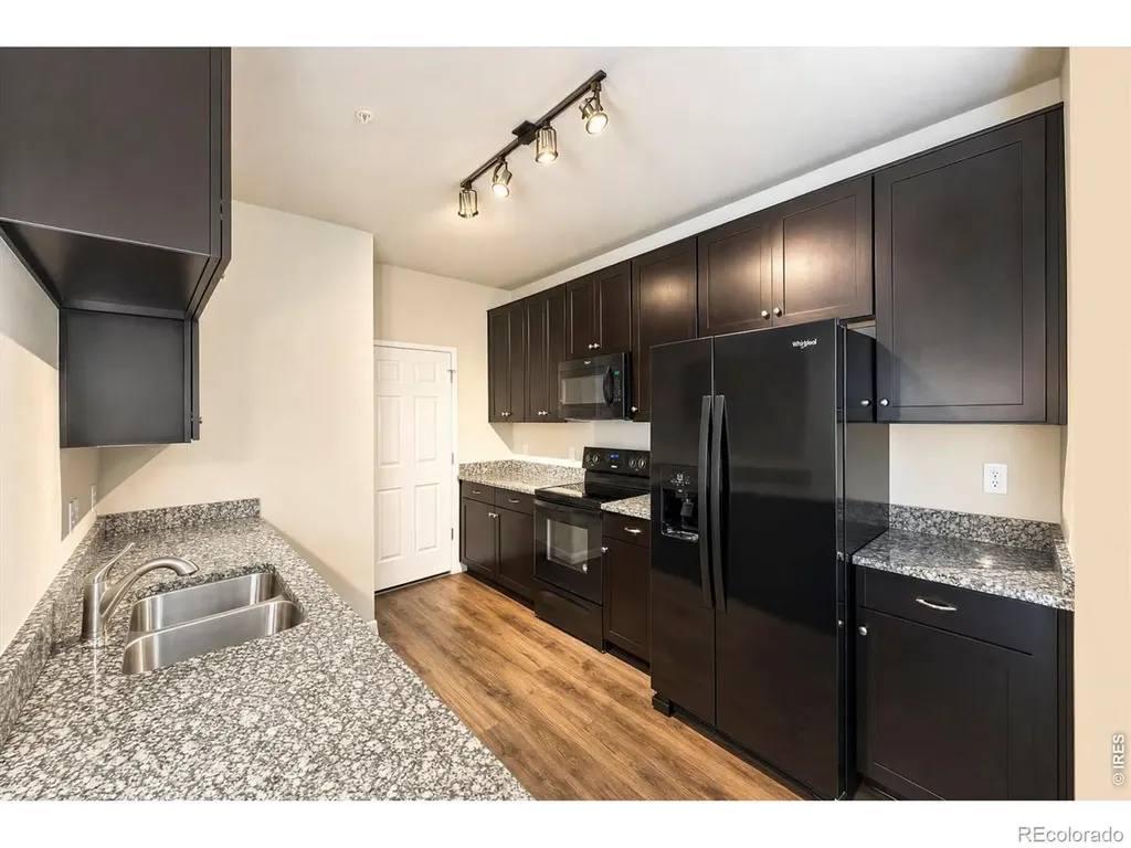 804 Summer Hawk Drive Longmont CO 80504