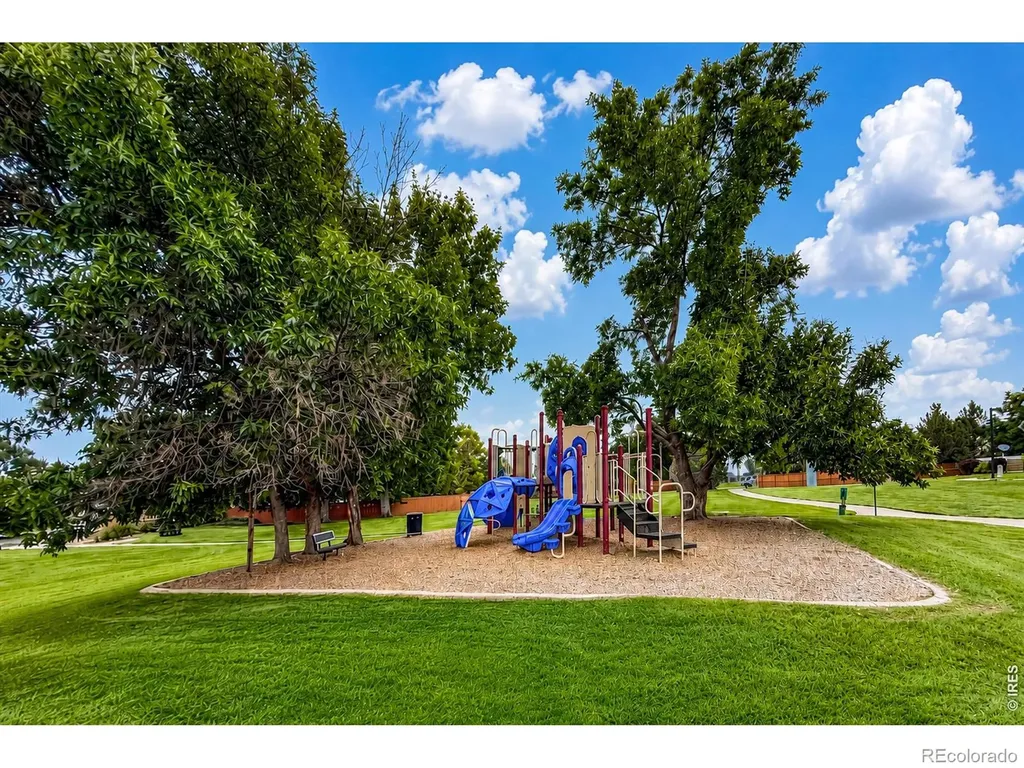 804 Summer Hawk Drive Longmont CO 80504