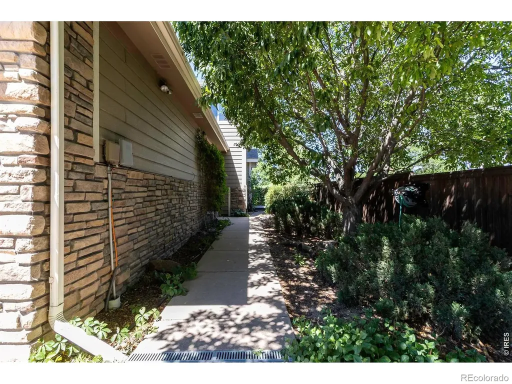 702 Cairnes Drive Fort Collins CO 80524