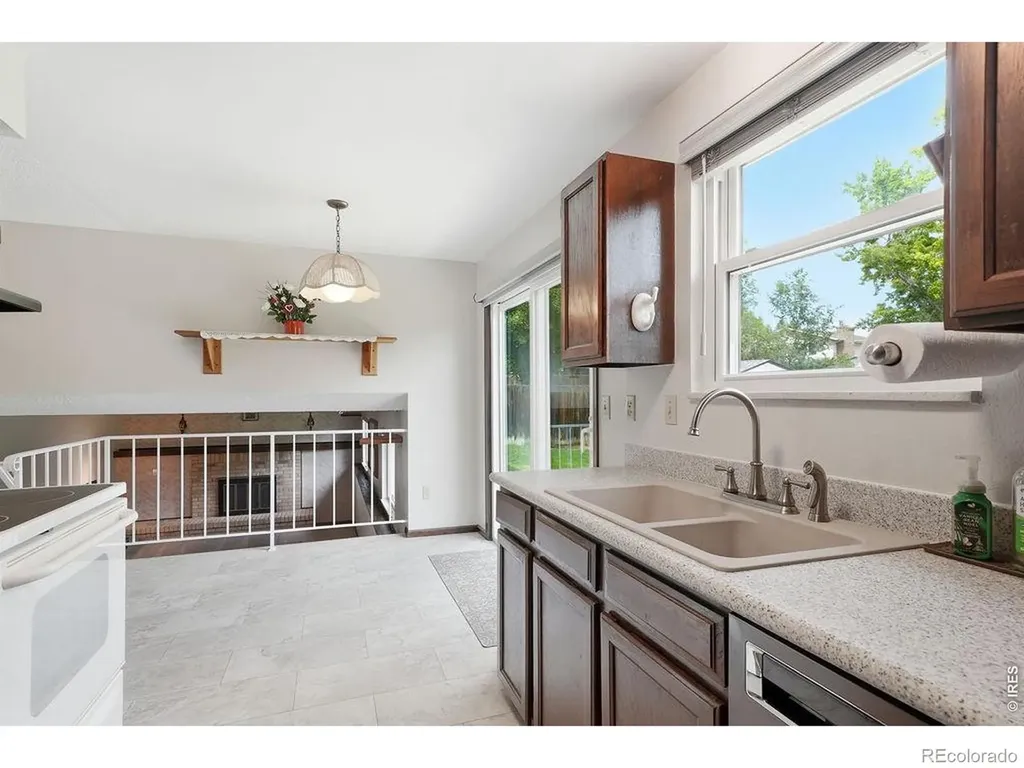 8240 Garland Drive Arvada CO 80005