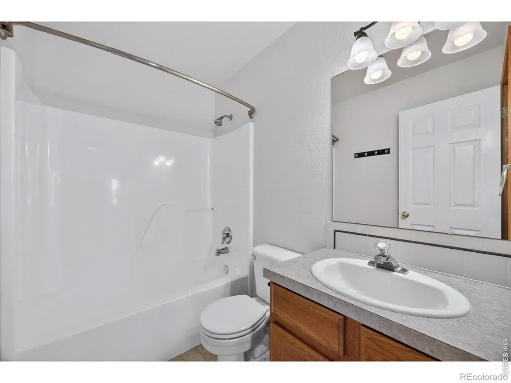 2460 Birdie Way Milliken CO 80543
