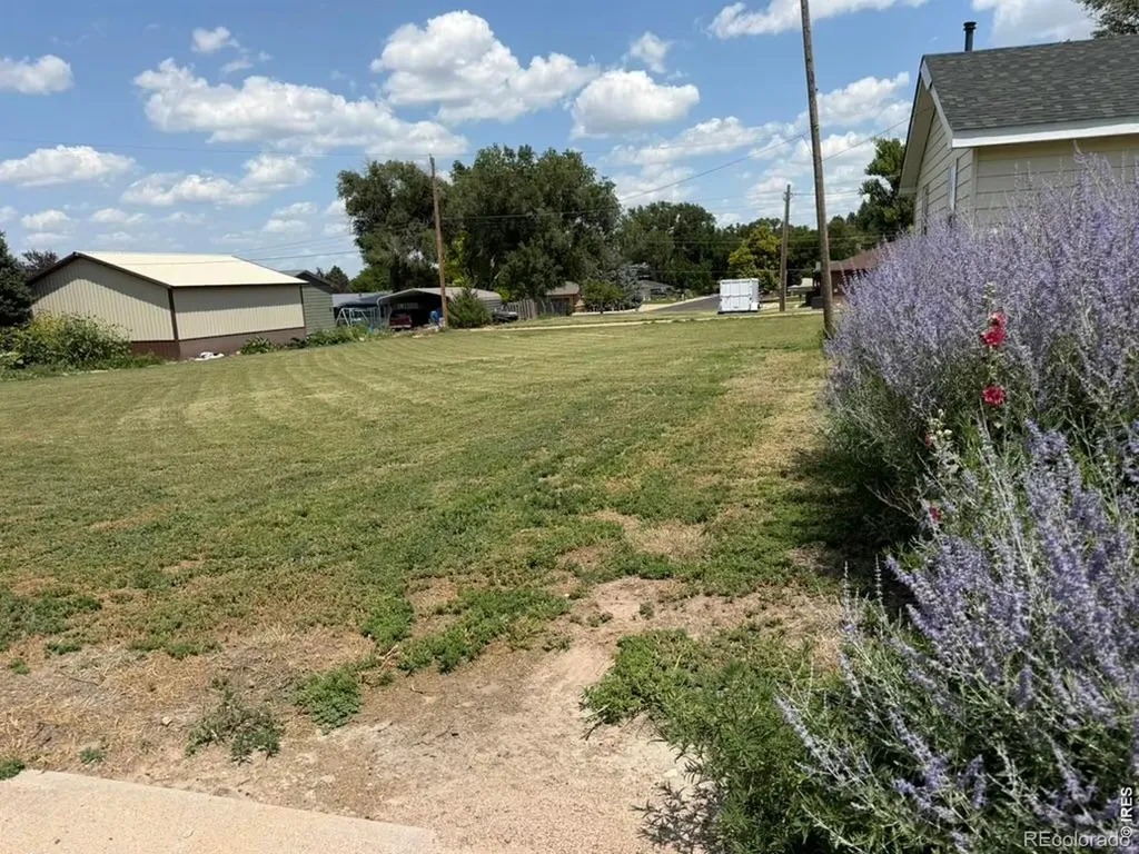 1012 Lincoln Street Wray CO 80758