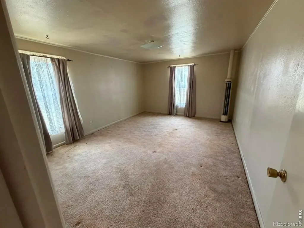 1012 Lincoln Street Wray CO 80758