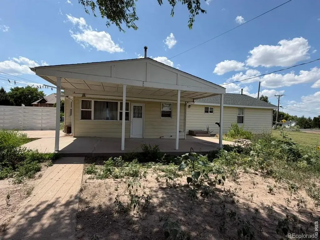 1012 Lincoln Street Wray CO 80758