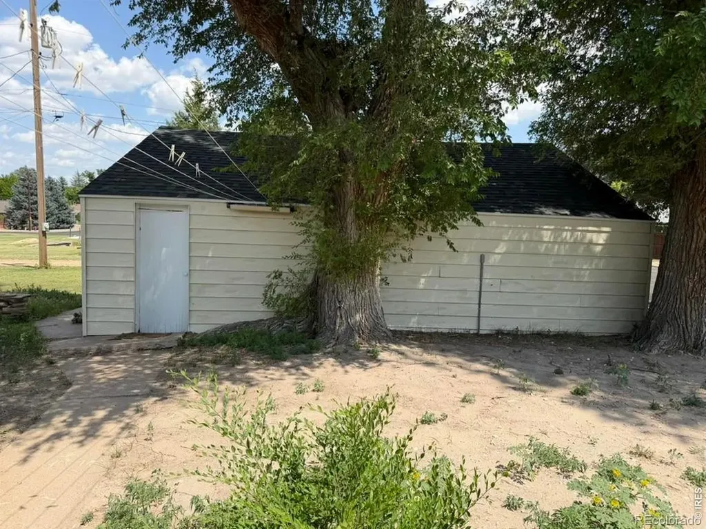 1012 Lincoln Street Wray CO 80758