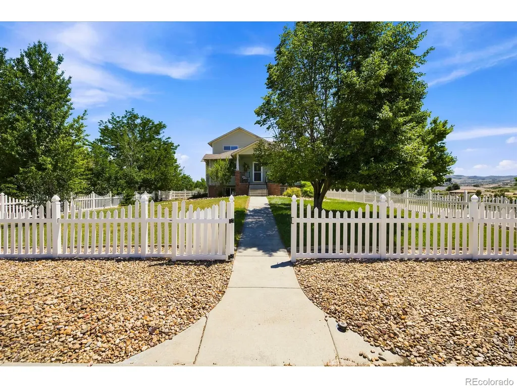 2038 Burbank Street Berthoud CO 80513