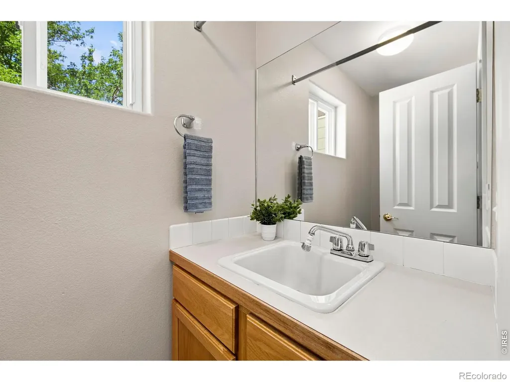 2038 Burbank Street Berthoud CO 80513
