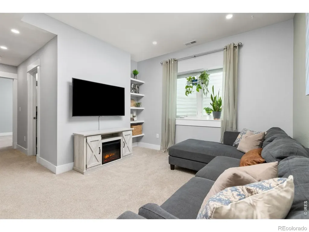 631 La Farge Avenue Louisville CO 80027