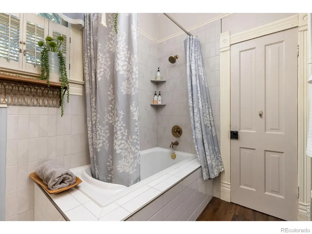 631 La Farge Avenue Louisville CO 80027