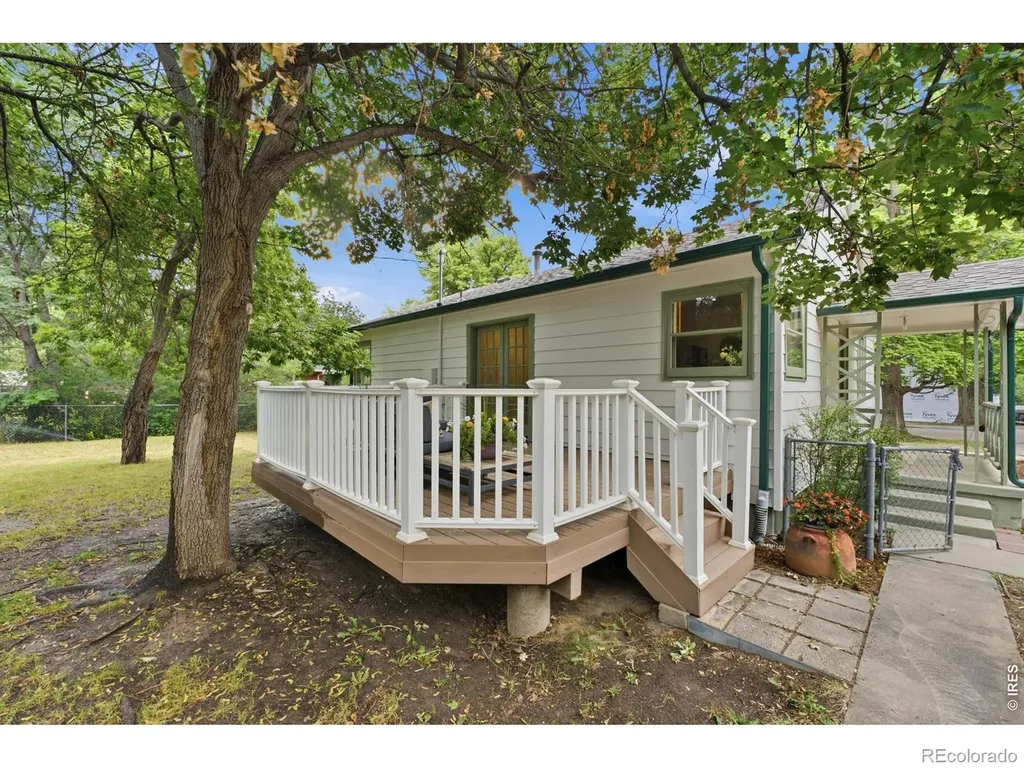 747 Sumner Street Longmont CO 80501