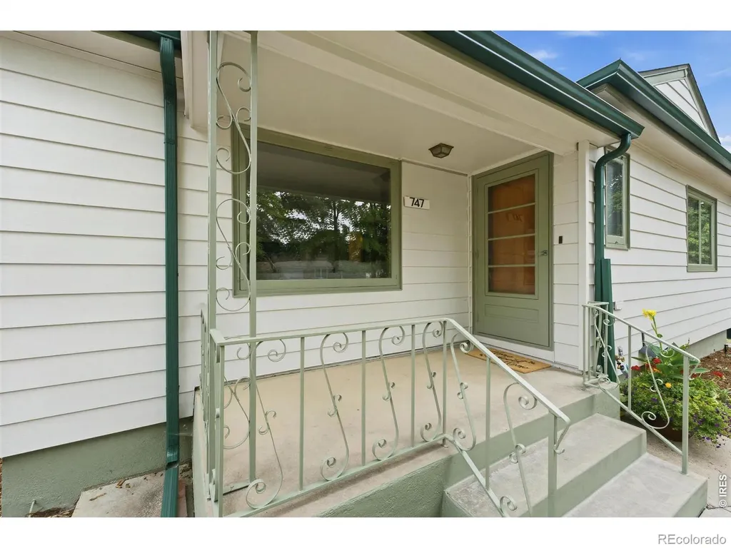 747 Sumner Street Longmont CO 80501