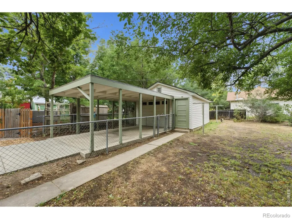 747 Sumner Street Longmont CO 80501