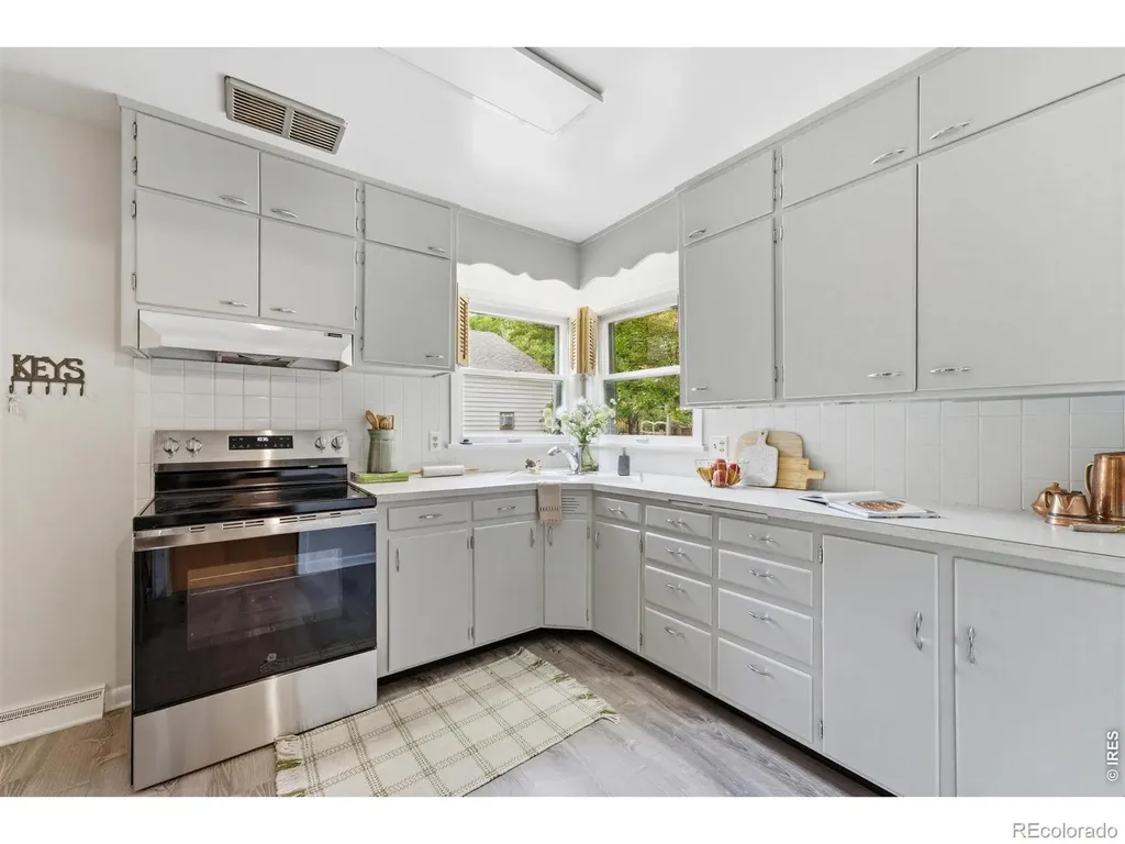 747 Sumner Street Longmont CO 80501