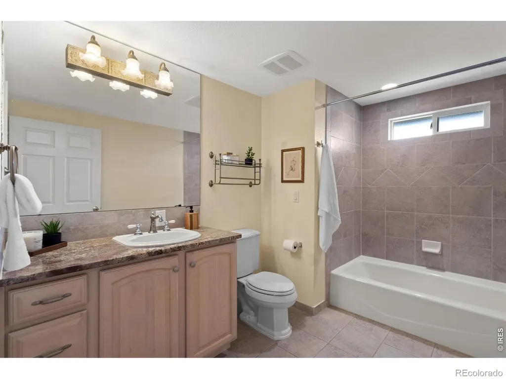 9172 Jotipa Drive Longmont CO 80503