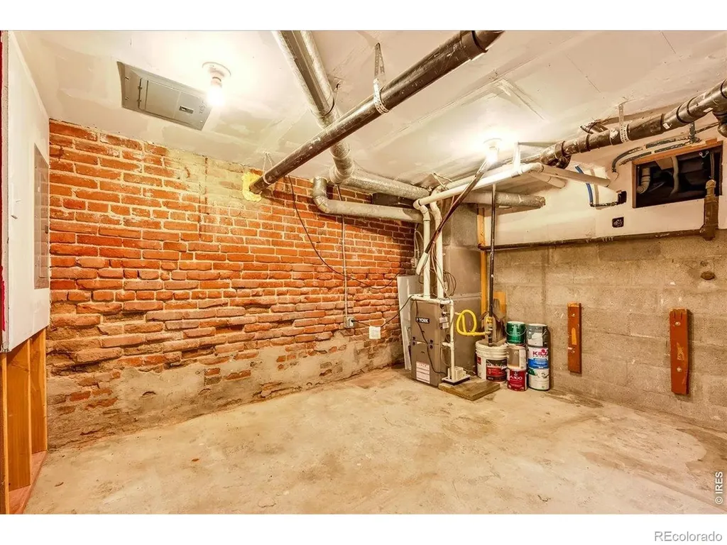 3317 Navajo Street Denver CO 80211