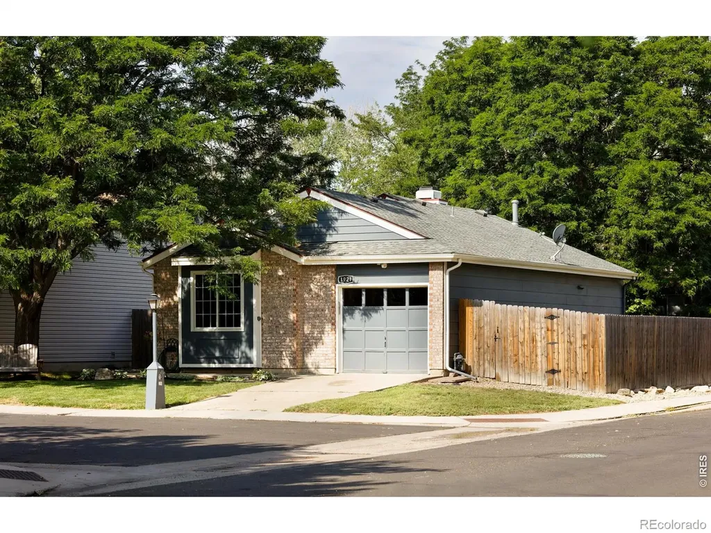 1921 Sumner Street Longmont CO 80501